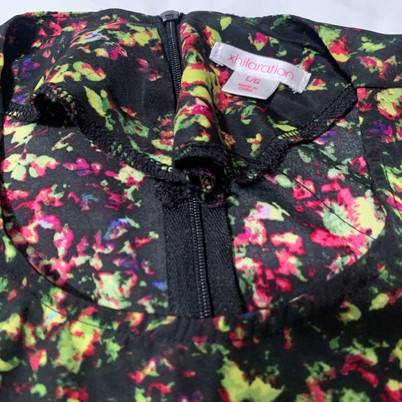 Halter dress - Picture 2 of 3